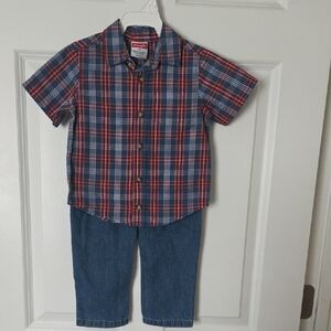 Wrangler Red and Blue Plaid Button Down Shirt